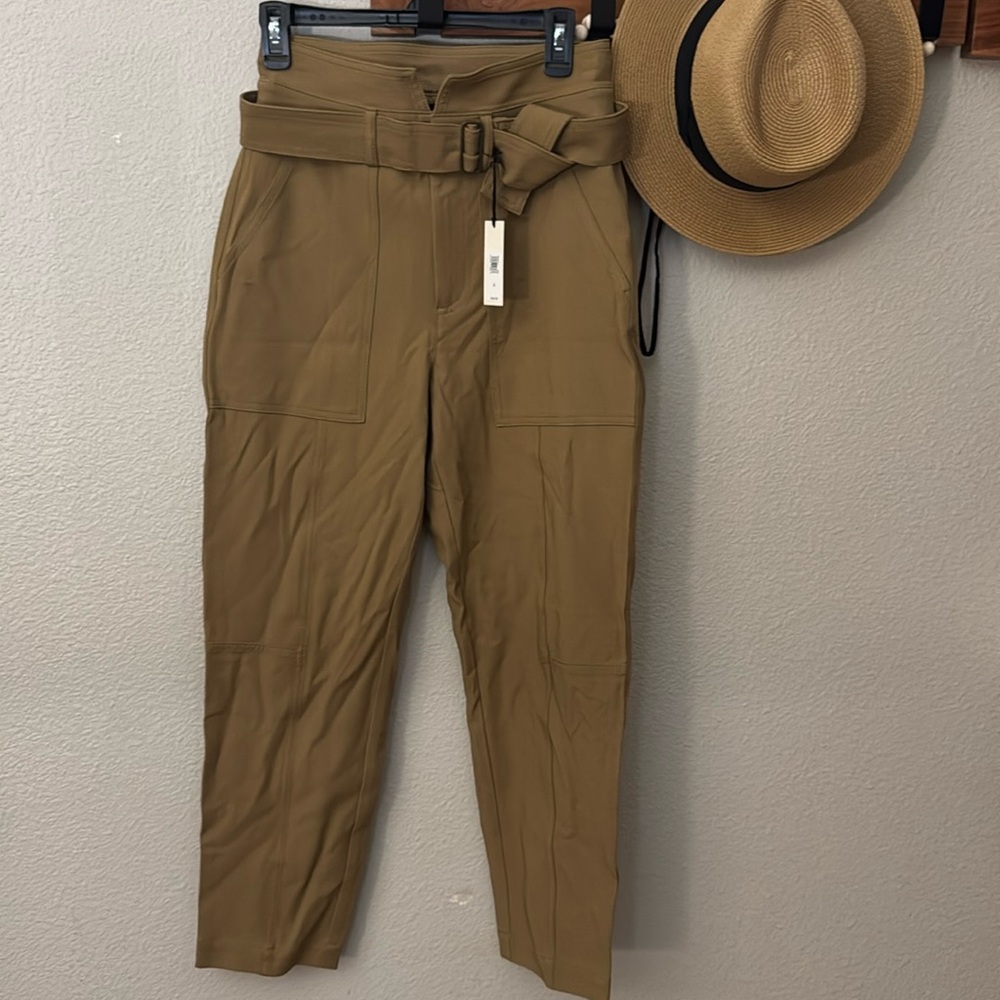 Banana Republic Refined High Waisted belted Slim Tapered Utility Pant